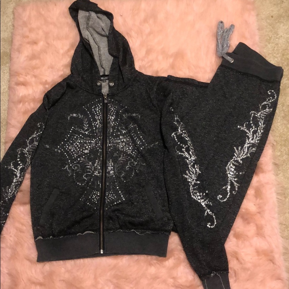 Miss me sweat suit very nice!!